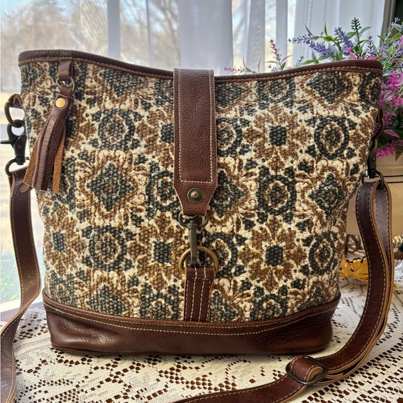 Myra Bag Brown and Cream Shoulder Bag Vintage Pattern and Leather Trim - Picture 1 of 8